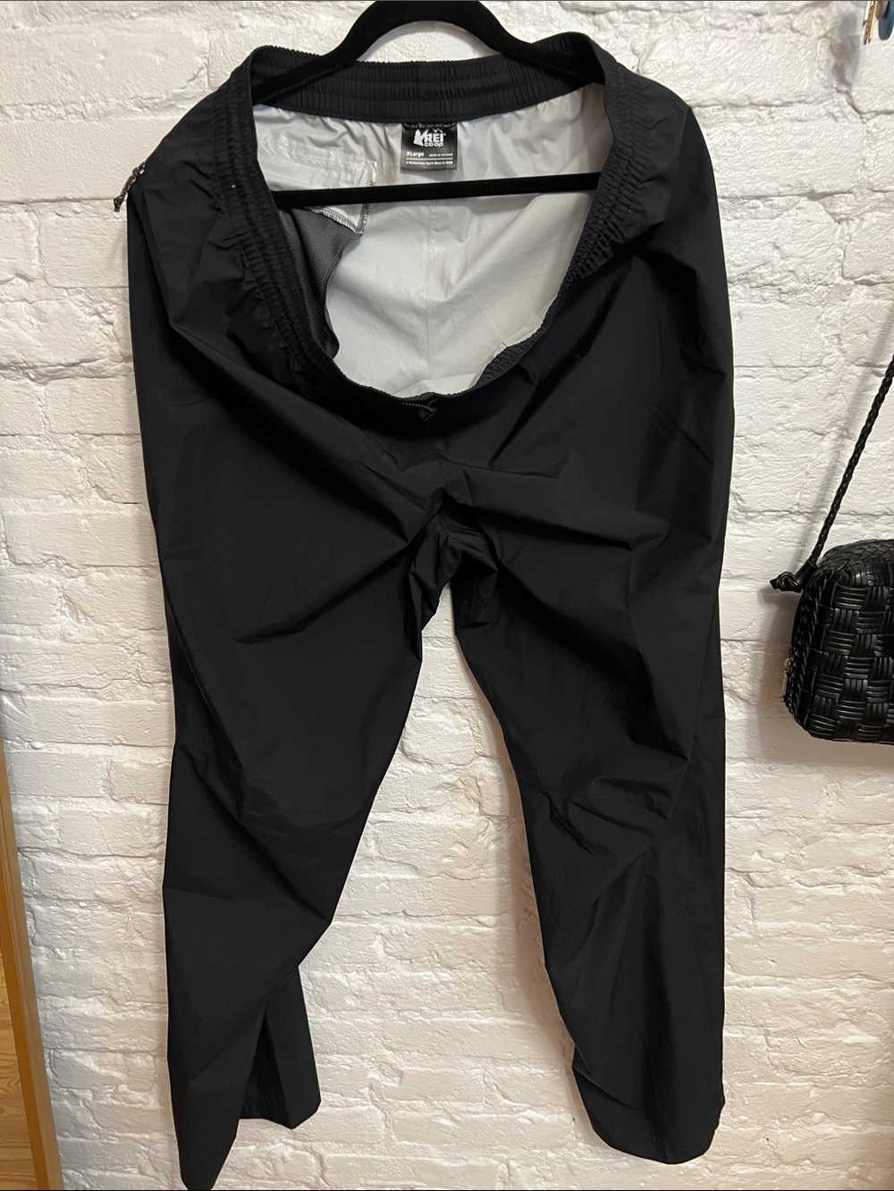 REI Men's Black Rain Jogger Pants